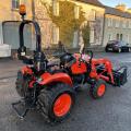 Avenger 26 with front loader